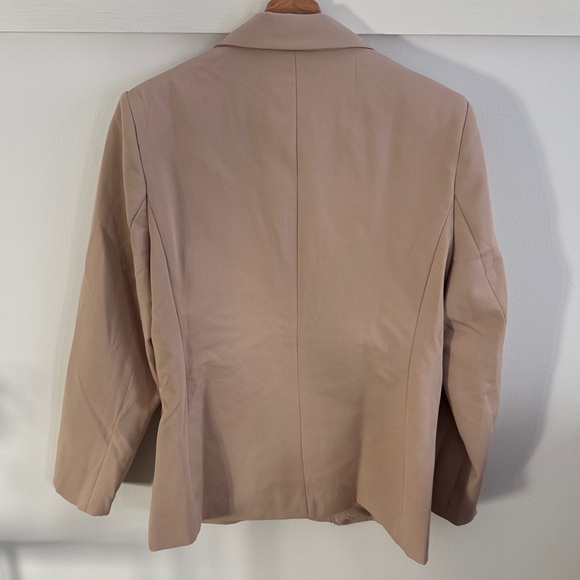 NWT Women's Wardrobe Staple Khaki Tan Blazer Business Office Attire Chic Size L - Picture 3 of 4